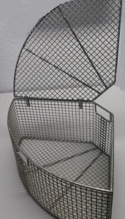 Art. 50845 (SP 80)
Segment cage, stainless steel 
90°, R = 365 mm, mesh 11 mm