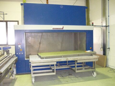 Front loader PF 300, 2-tank system for degreasing and rinsing long and bulky components before painting