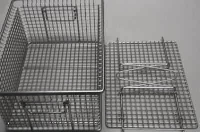 Height-adjustable stainless steel lid suitable for small parts basket 85310