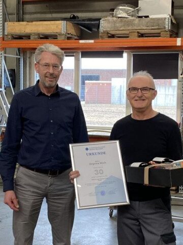 Zbigniew Woch celebrates 30 years with the company
